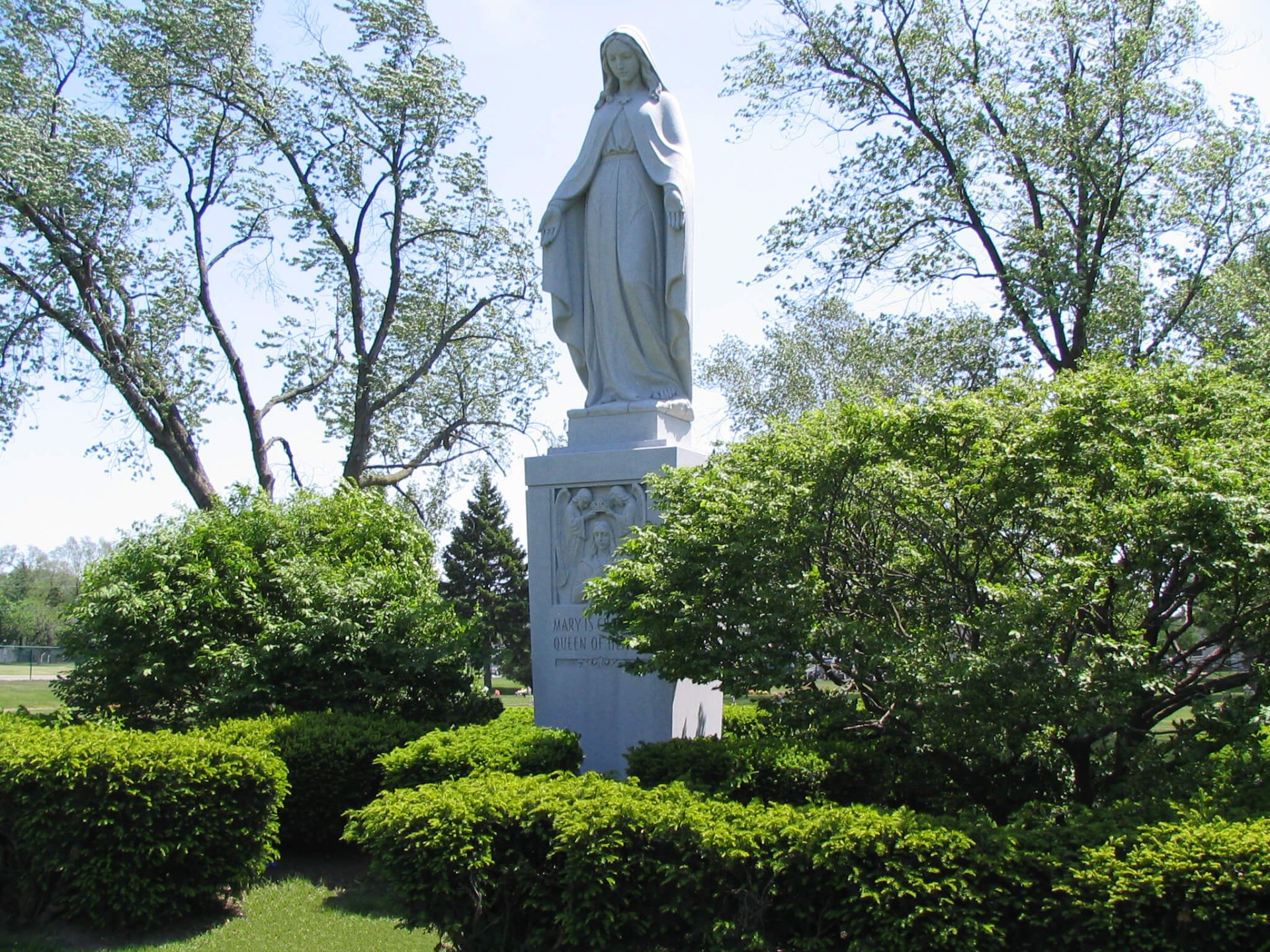 Holy Cross | Catholic Cemeteries of Chicago